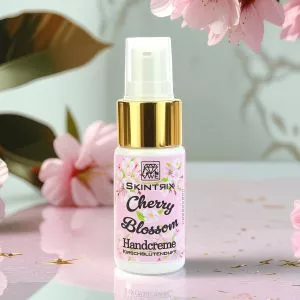 SKINTRIX Cherry Blossom - Hand- und Körpercreme, 30ml