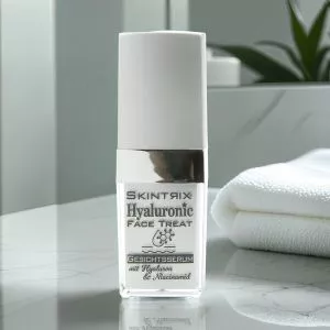 SKINTRIX Hyaluronic Face Treat – leichtes Gesichtsserum mit Hyaluron und Niacinamid