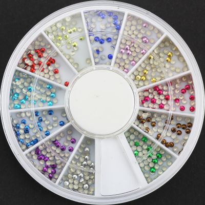 Nail Art Metal Chics - Metal Look Decorative Nail Art